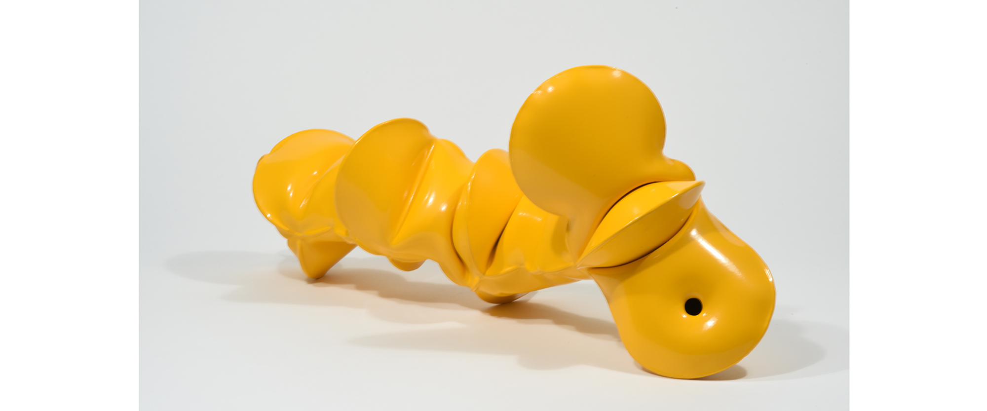 GABA Yellow (gamma-Aminobutyric acid) - 2019, kalt gewälzter Stahl, pulverbeschichtet, 23 x 56 x 23 cm