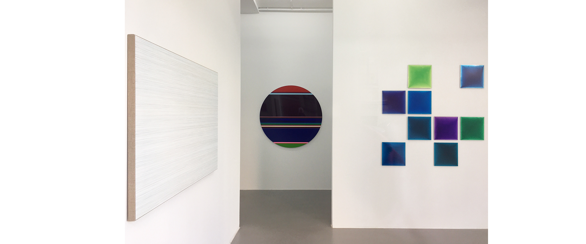 Ausstellungsansicht "Punkt und Linie zur Fläche. Frei nach Kandinsky", Galerie Renate Bender 2020