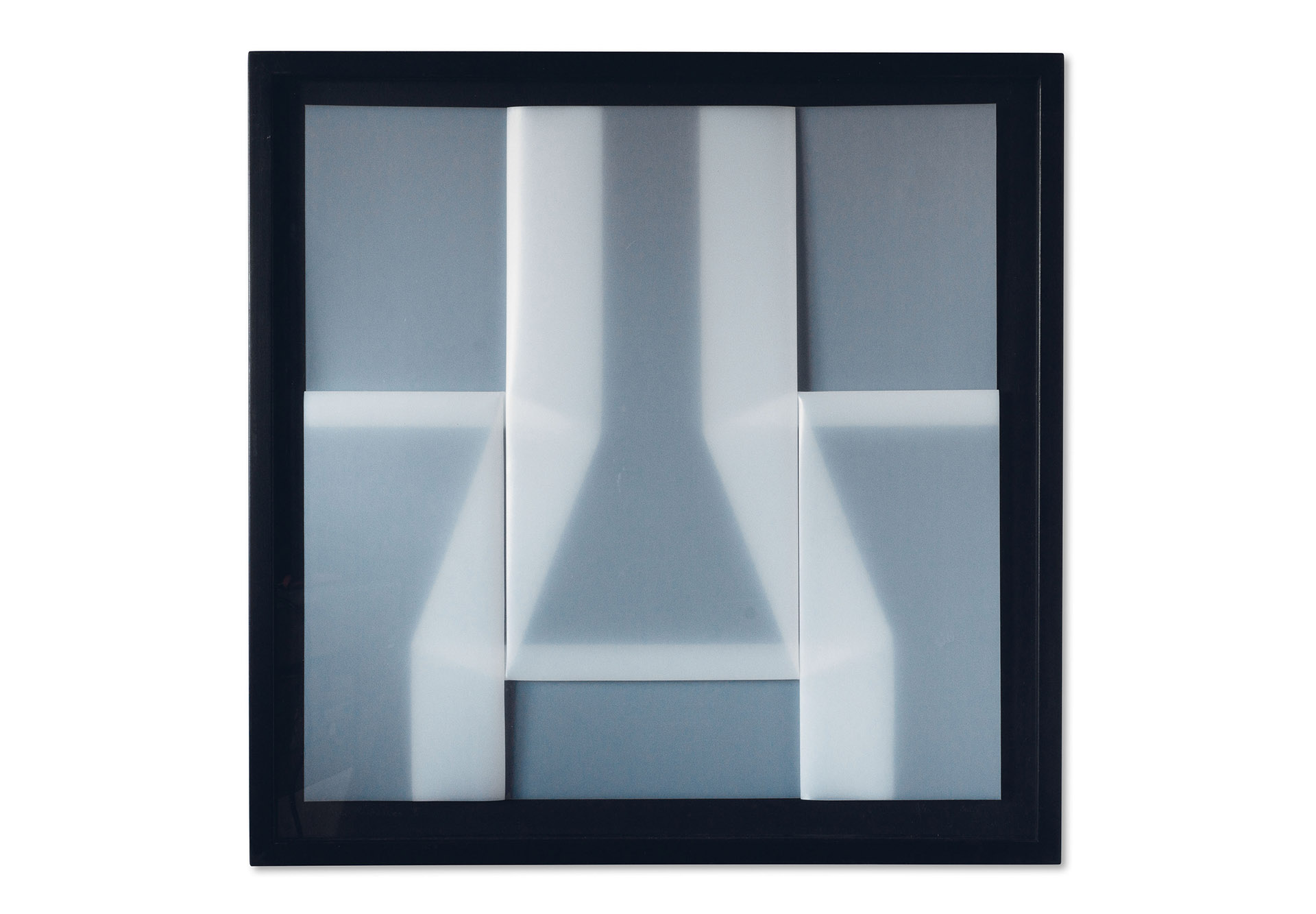 "Zwei Rechtecke II" - 2005, HDPE gefaltet, gerahmt, 60 x 60 cm