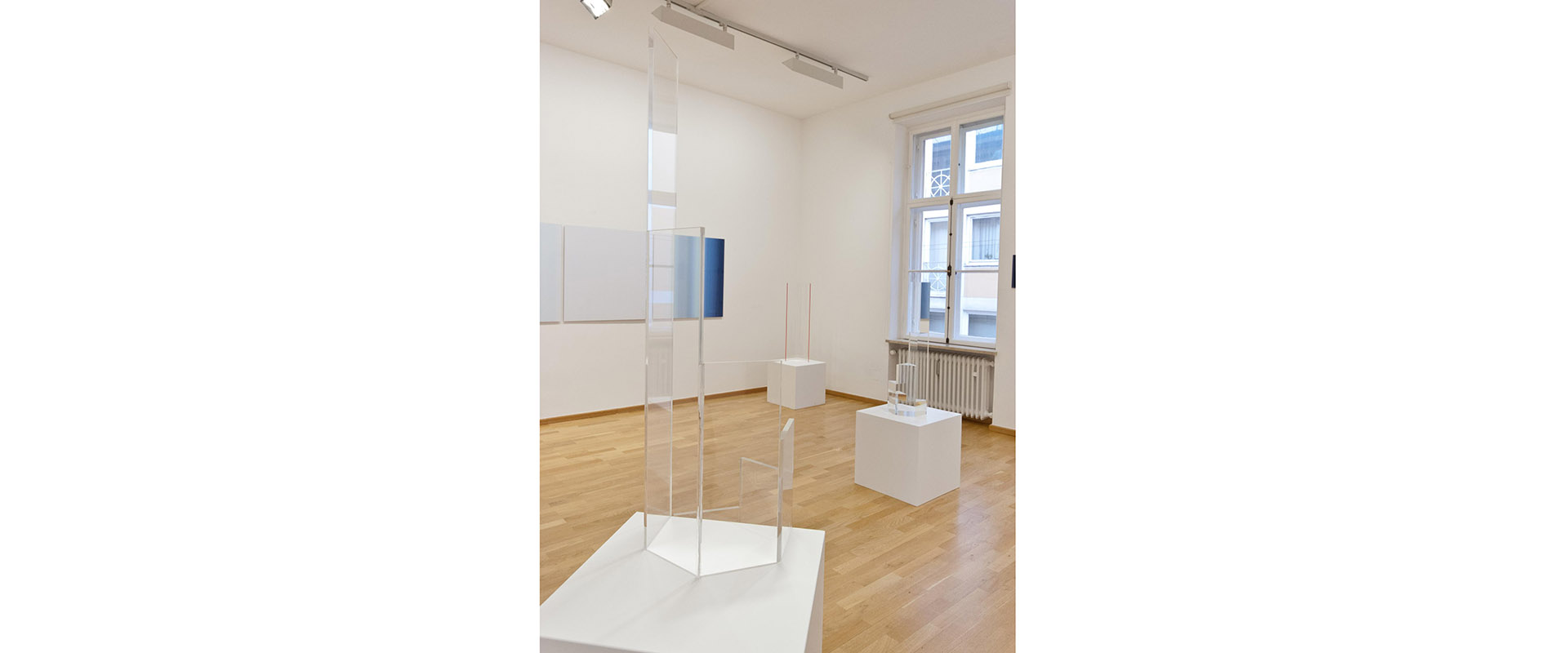 Ausstellungsansicht "Wie sehe ich das Licht. Inge Dick - Hellmut Bruch", Galerie Renate Bender 2013