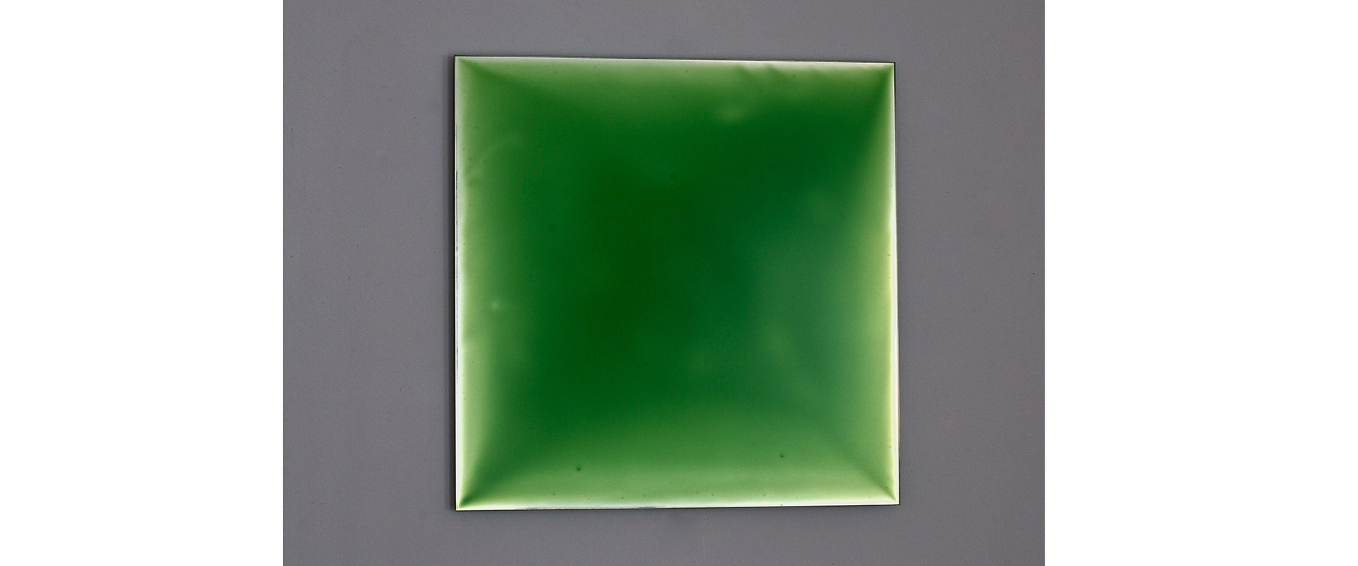 NUMEN #III-BLAU-GRÜN X - 2020, Pigment, Lack auf verspiegeltem Glas, 30 x 30 cm