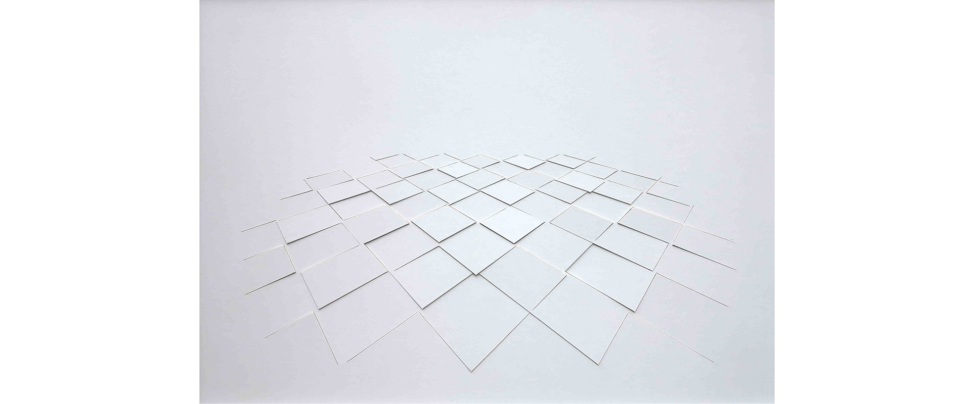 Raumverteilung II - 2020, Papierrelief, Karton geschnitten, 34 x 47 cm
