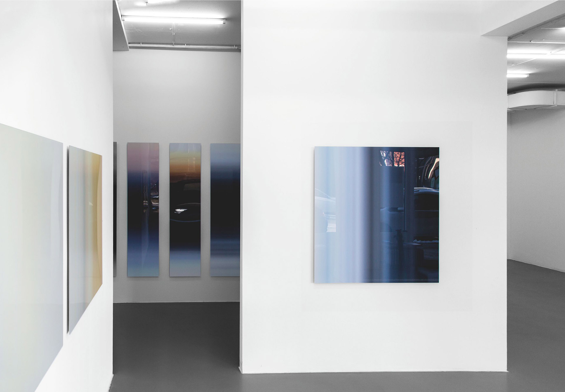 Ausstellungsansicht "jahres licht weiss", Galerie Renate Bender 2016