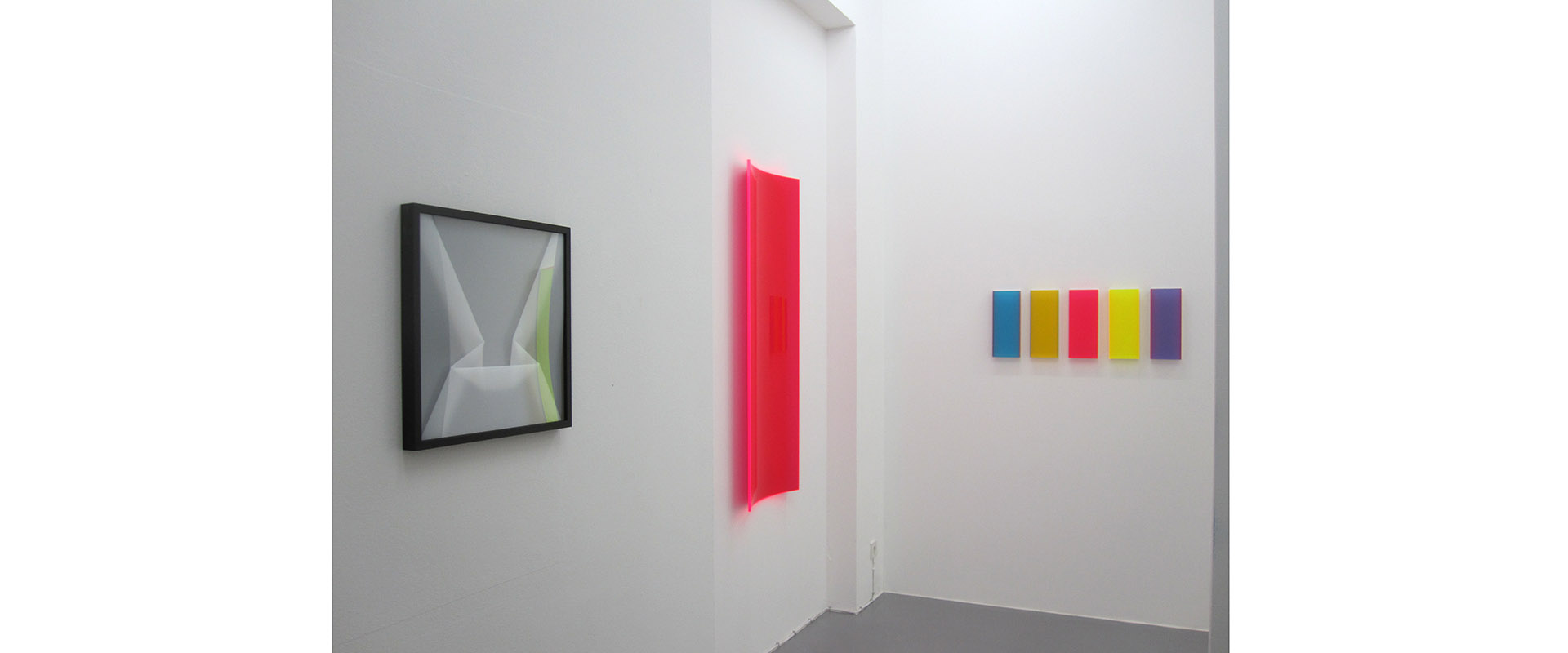 Ausstellungsansicht "KUNSTSTOFF", Galerie Renate Bender 2015