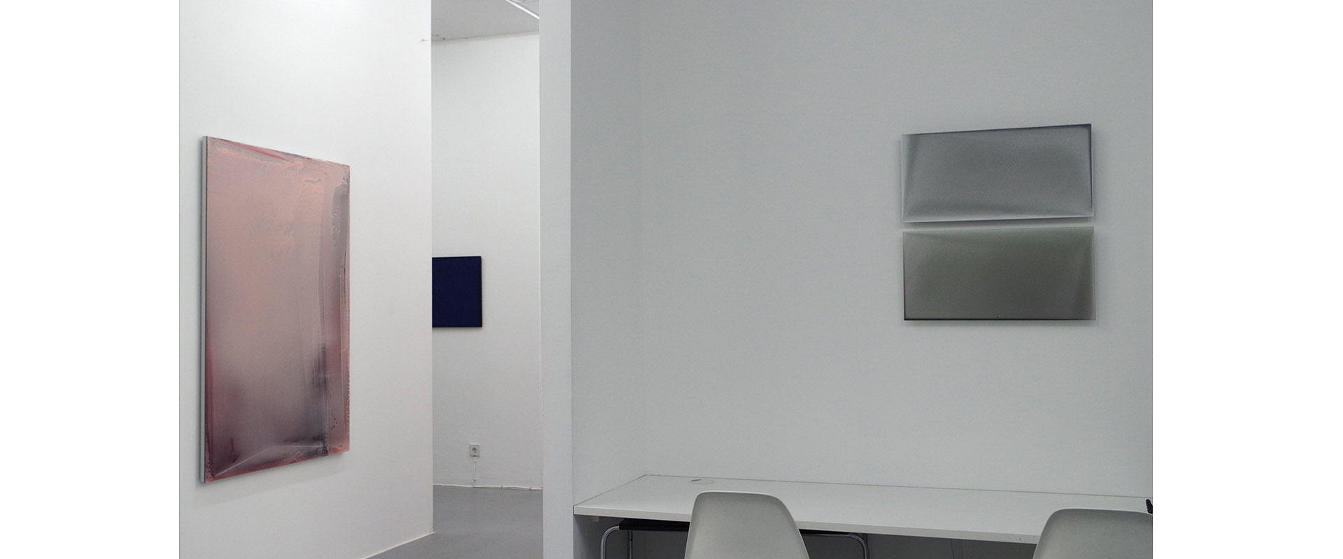 Ausstellungsansicht "Mostly Monochrome", Galerie Renate Bender 2015