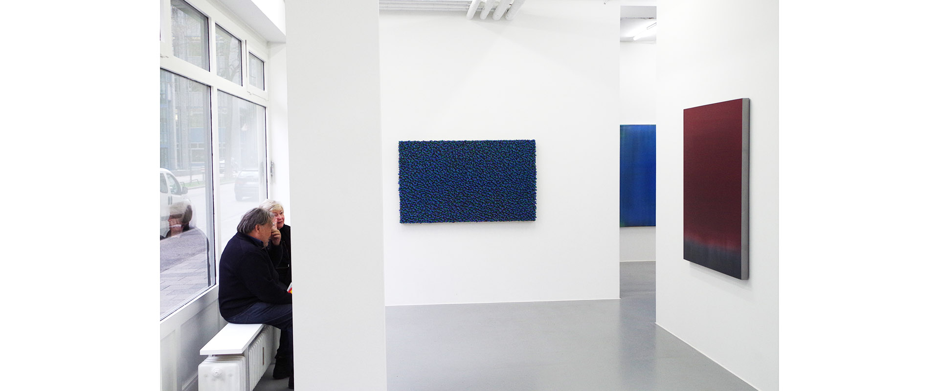 Ausstellungsansicht "Mostly Monochrome", Galerie Renate Bender 2015