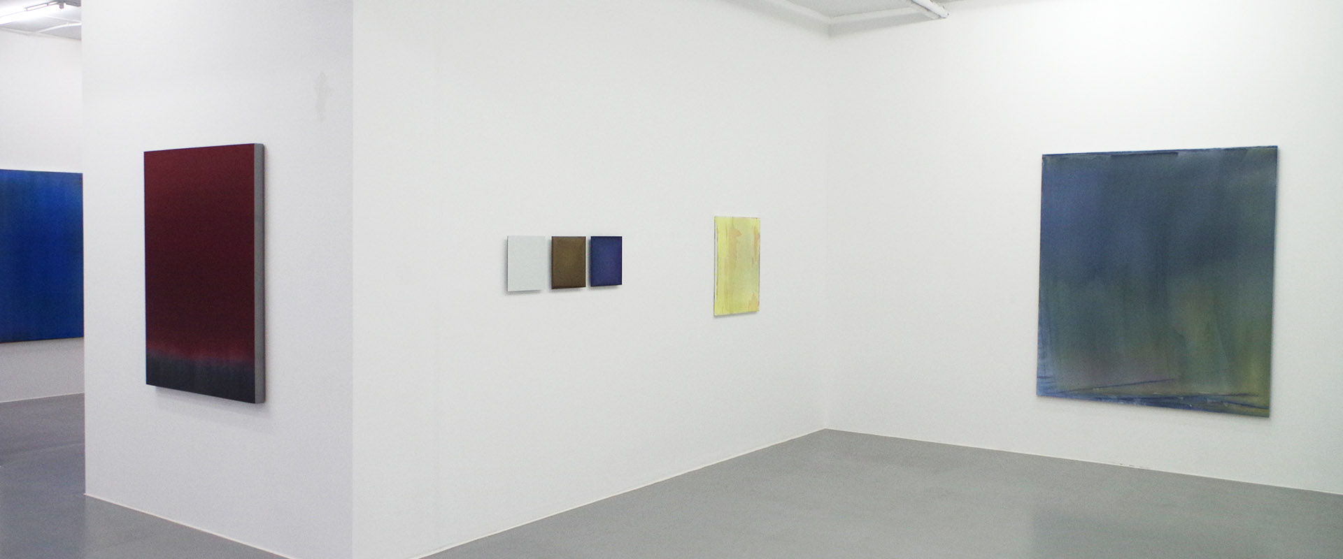 Ausstellungsansicht "Mostly Monochrome", Galerie Renate Bender 2015