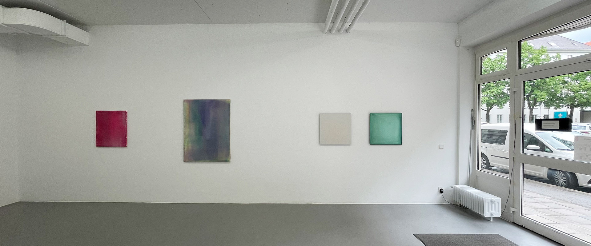 Ausstellungsansicht "Curated by... Heiner Thiel", Galerie Renate Bender 2021