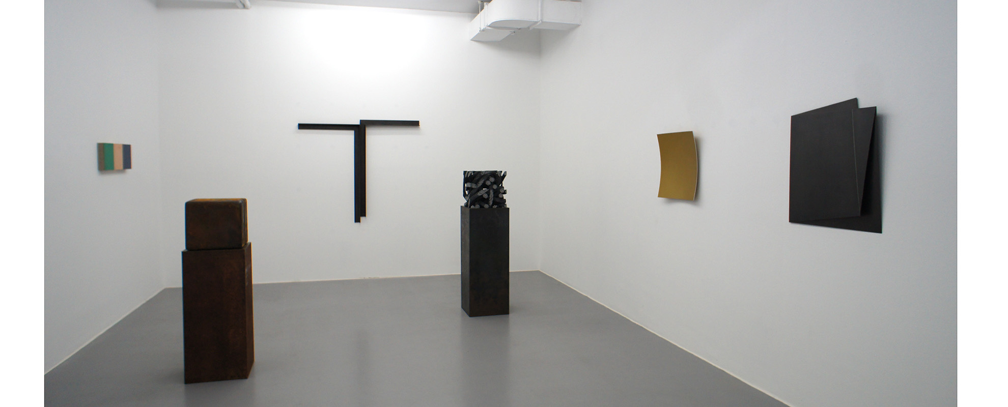 Ausstellungsansicht "Heavy Metal?", Galerie Renate Bender 2014