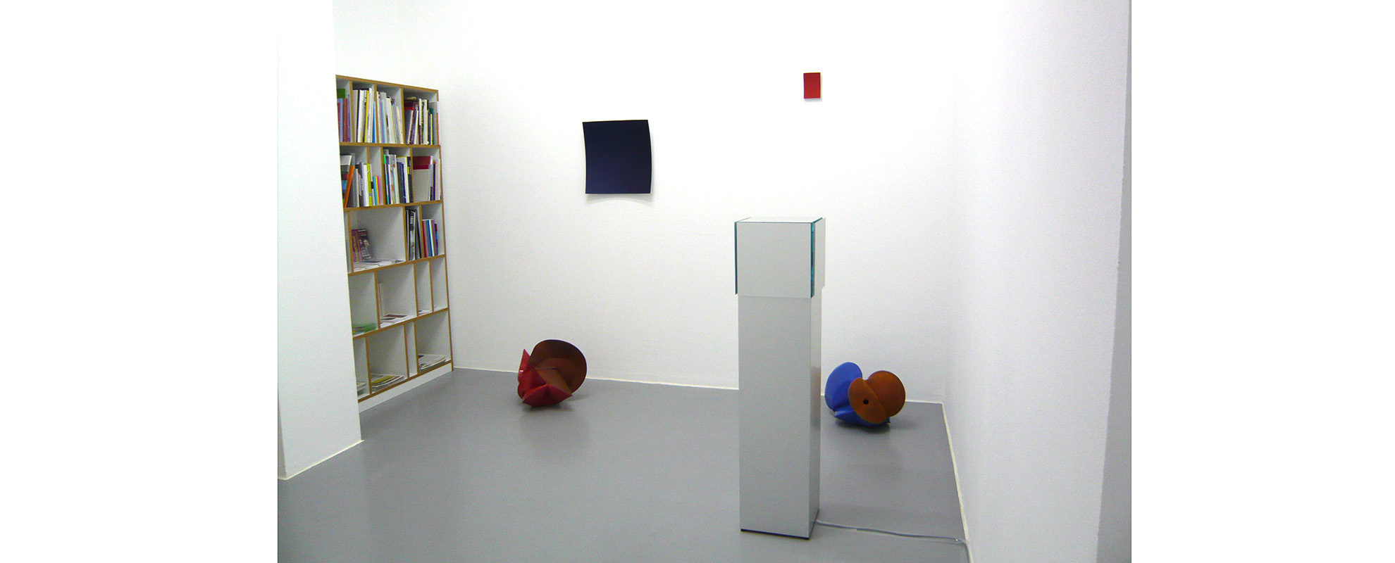 Ausstellungsansicht "Heavy Metal?", Galerie Renate Bender 2014