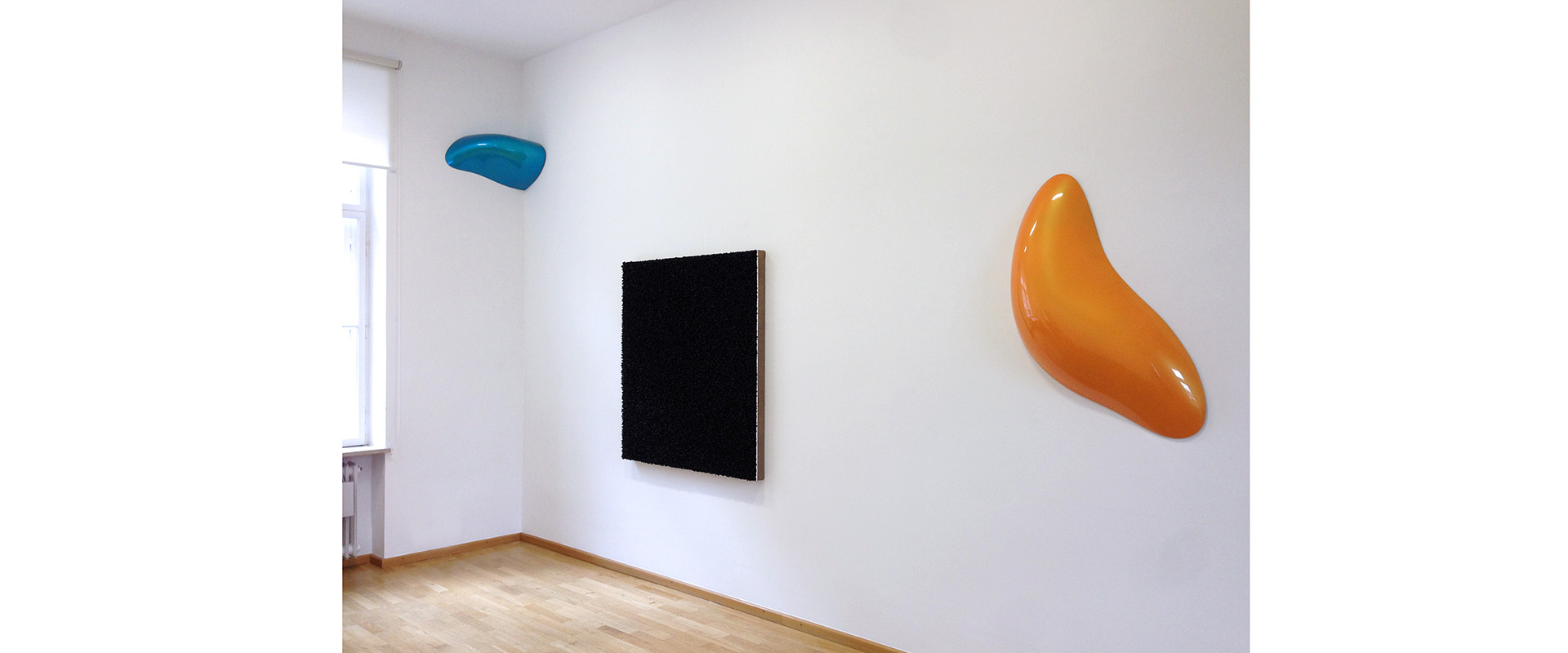 Ausstellungsansicht "Object Painting - Painting Object. Robert Sagerman - Bill Thompson", Galerie Renate Bender 2014