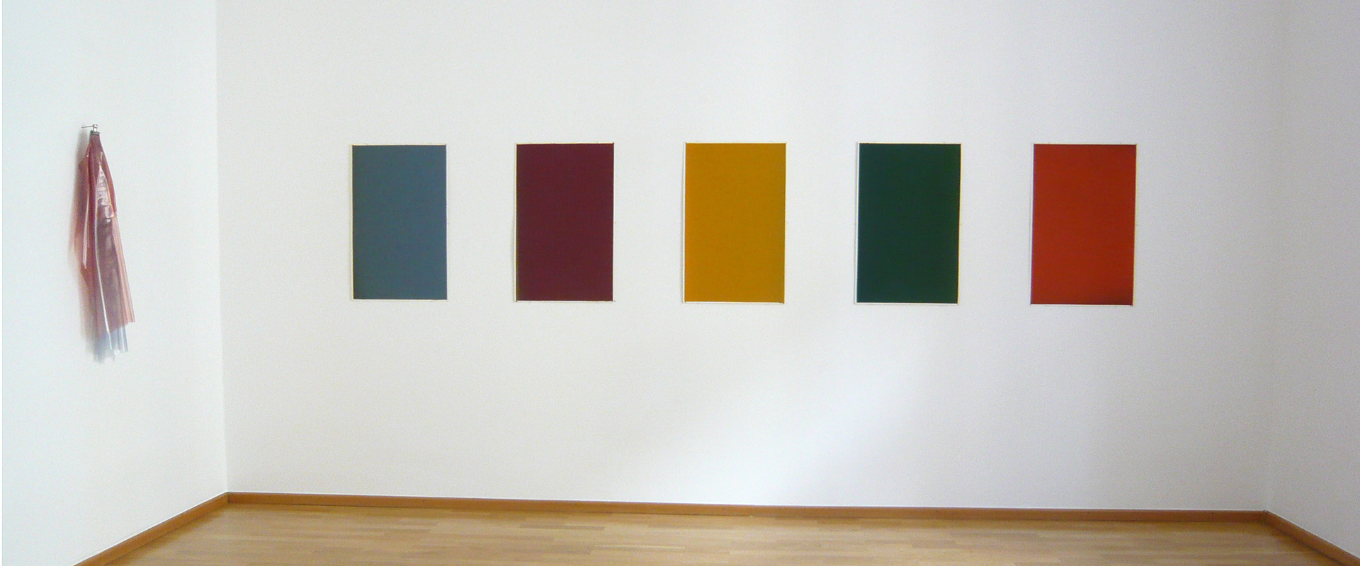 Ausstellungsansicht "Die Transparenz der Farbe. Matt McClune - Nick Terry", Galerie Renate Bender 2013