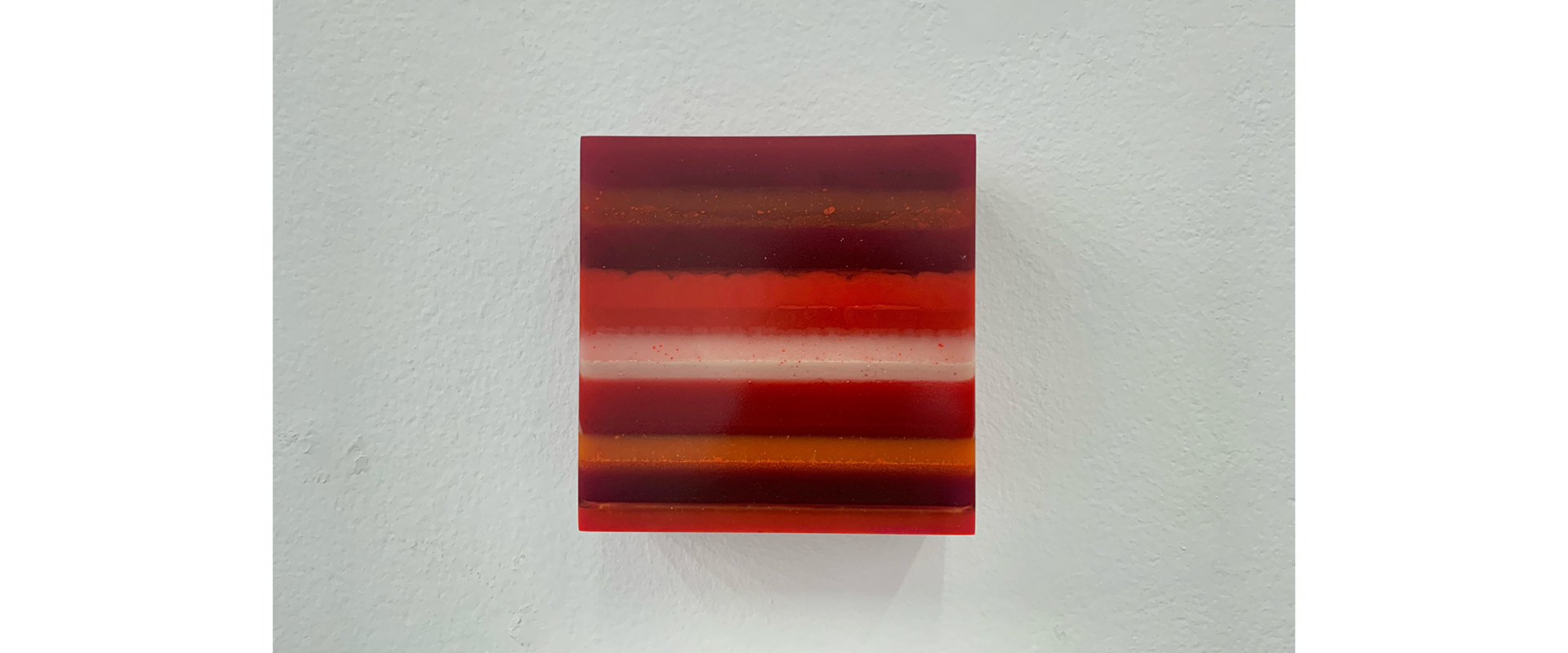 Harald Pompl, CF 003 - 2021, Harz, Pigmente, 15 x 15 x 5 cm
