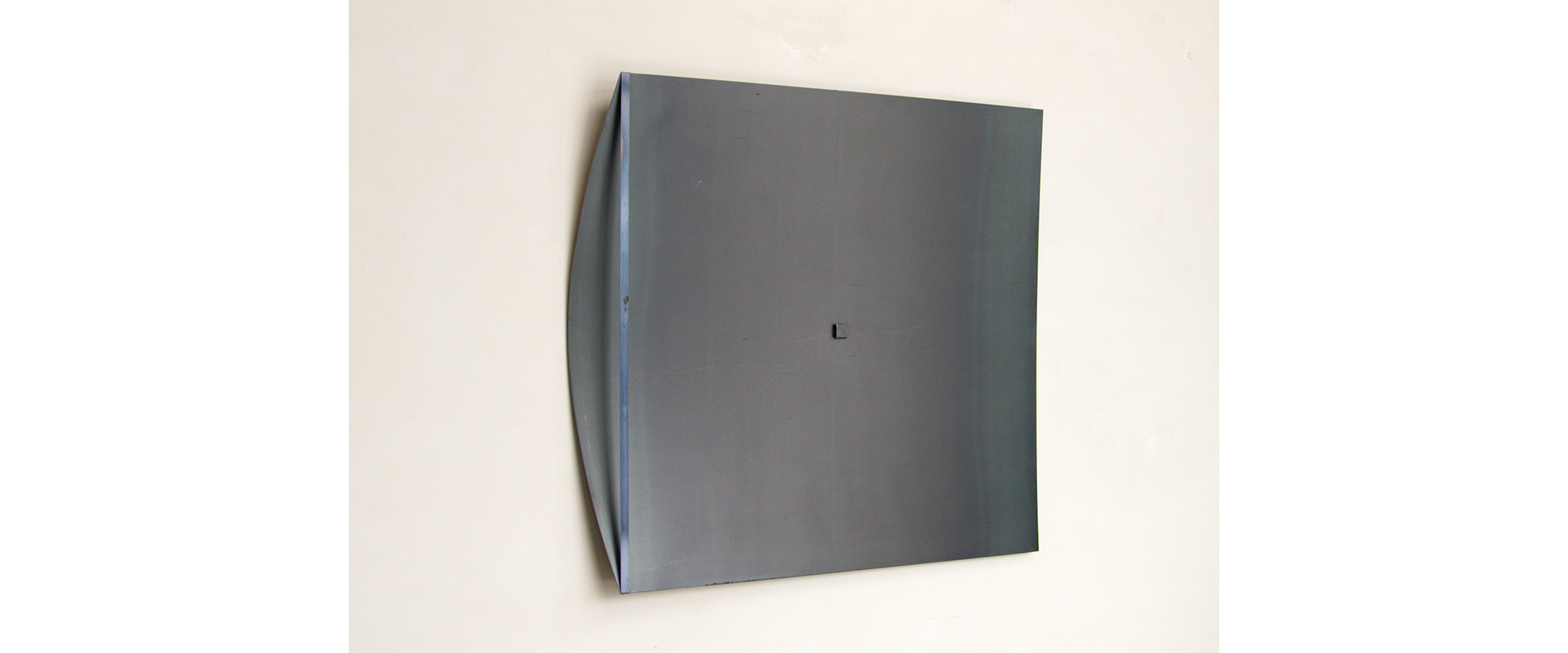 Flächenspannungen, - 1999, Stahlblech, gespannt, 110 x 120 x 8 cm, Gewicht ca. 30 kg