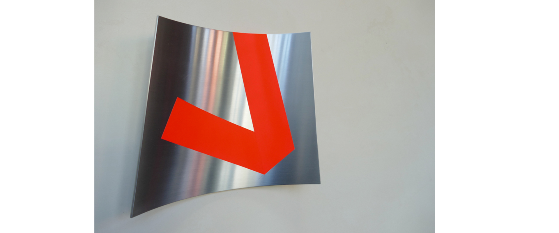 Raumzeichen #493 – 2021, Lack auf Aluminium, 27 x 30 x 7 cm