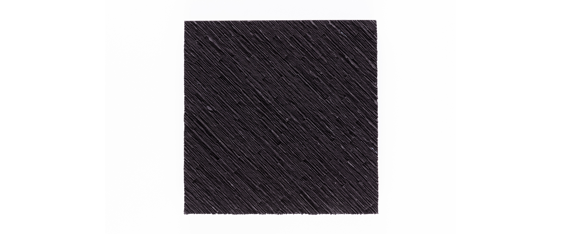 Ohne Titel (#121) - 2021, MDF schwarz, gebrochen, geleimt, 33 x 33 x 4,5 cm