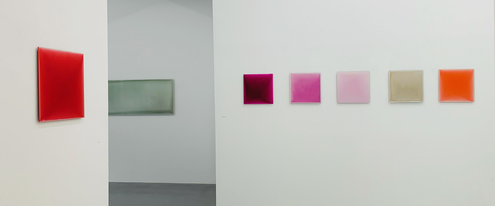 Ausstellungsansicht "Nur ein Wimpernschlag… 30 Jahre Rosa M Hessling in der Galerie Renate Bender ", Galerie Renate Bender 2023