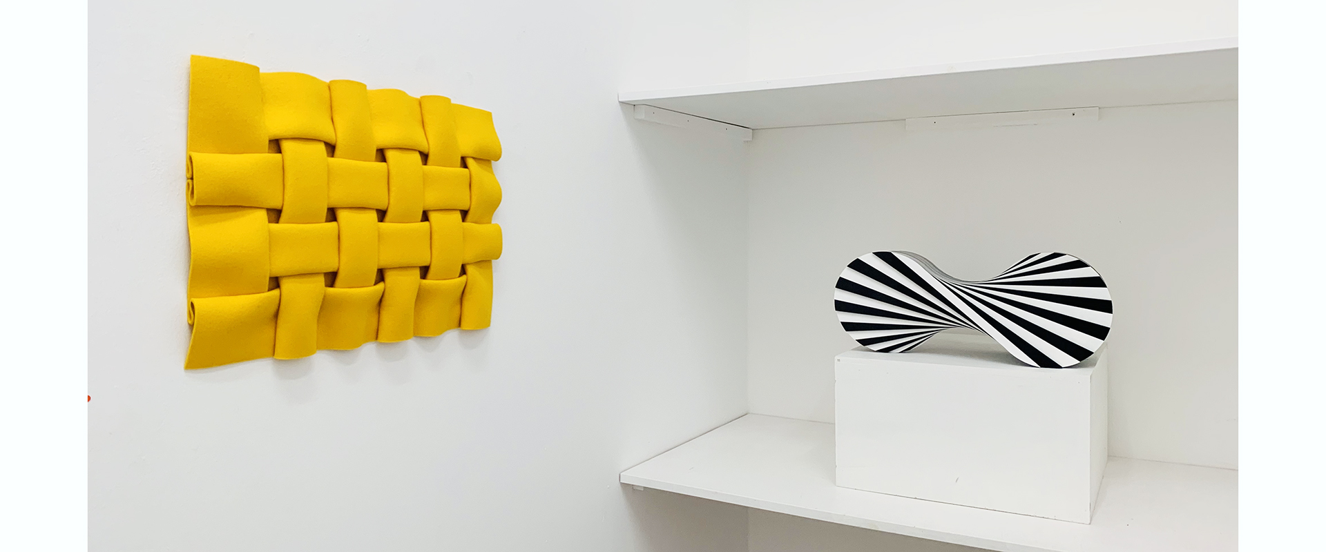 Ausstellungsansicht "Zwei Positionen Konkret. Marcello Morandini und Peter Weber", Galerie Renate Bender, 2025