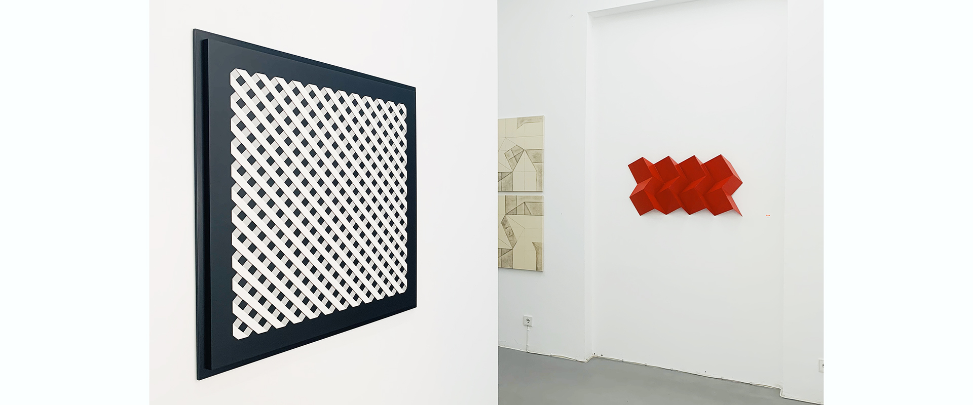 Ausstellungsansicht "Zwei Positionen Konkret. Marcello Morandini und Peter Weber", Galerie Renate Bender, 2025