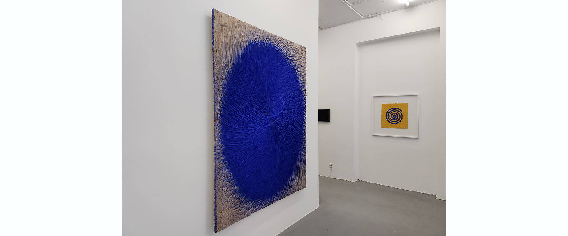 Ausstellungsansicht "MATERIAL UND STRUKTUR II. Helmut Dirnaichner, Alfred Haberpointner, Martin Lehmer",, Galerie Renate Bender 2026