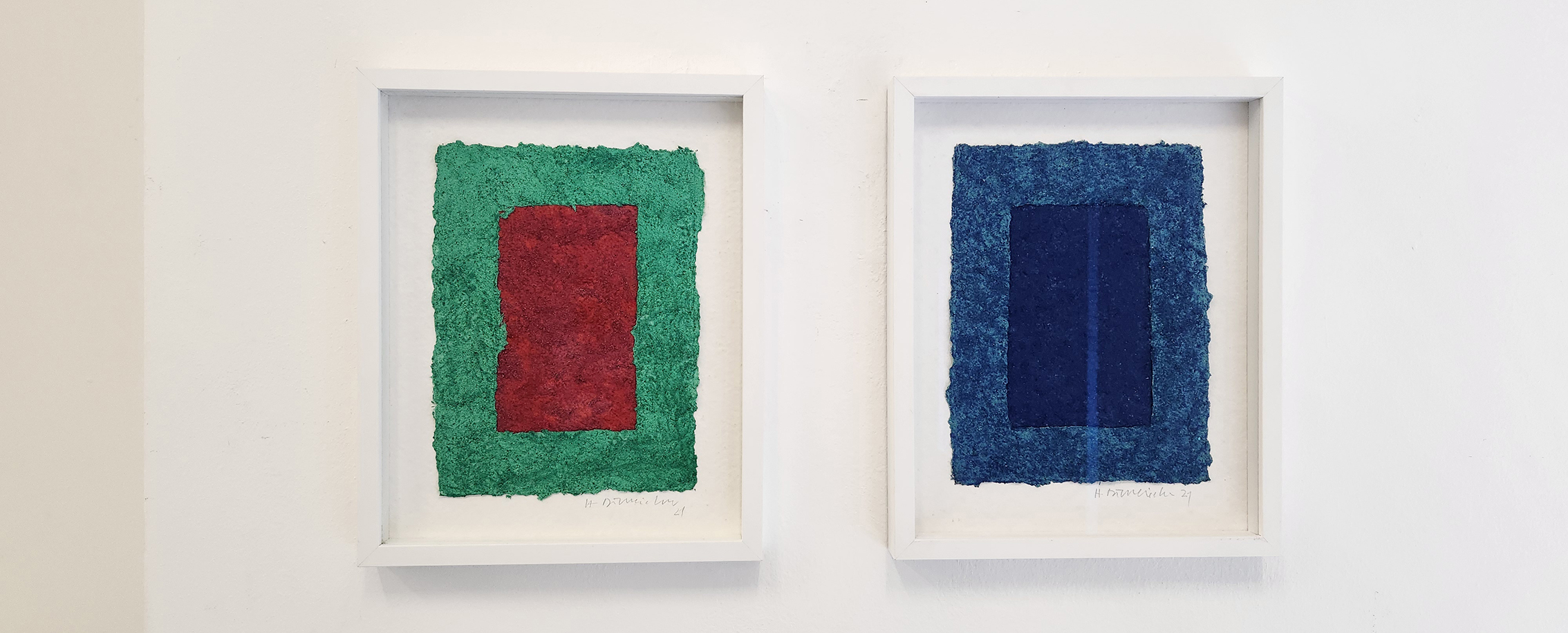 Ausstellungsansicht "MATERIAL UND STRUKTUR II. Helmut Dirnaichner, Alfred Haberpointner, Martin Lehmer", Galerie Renate Bender 2025