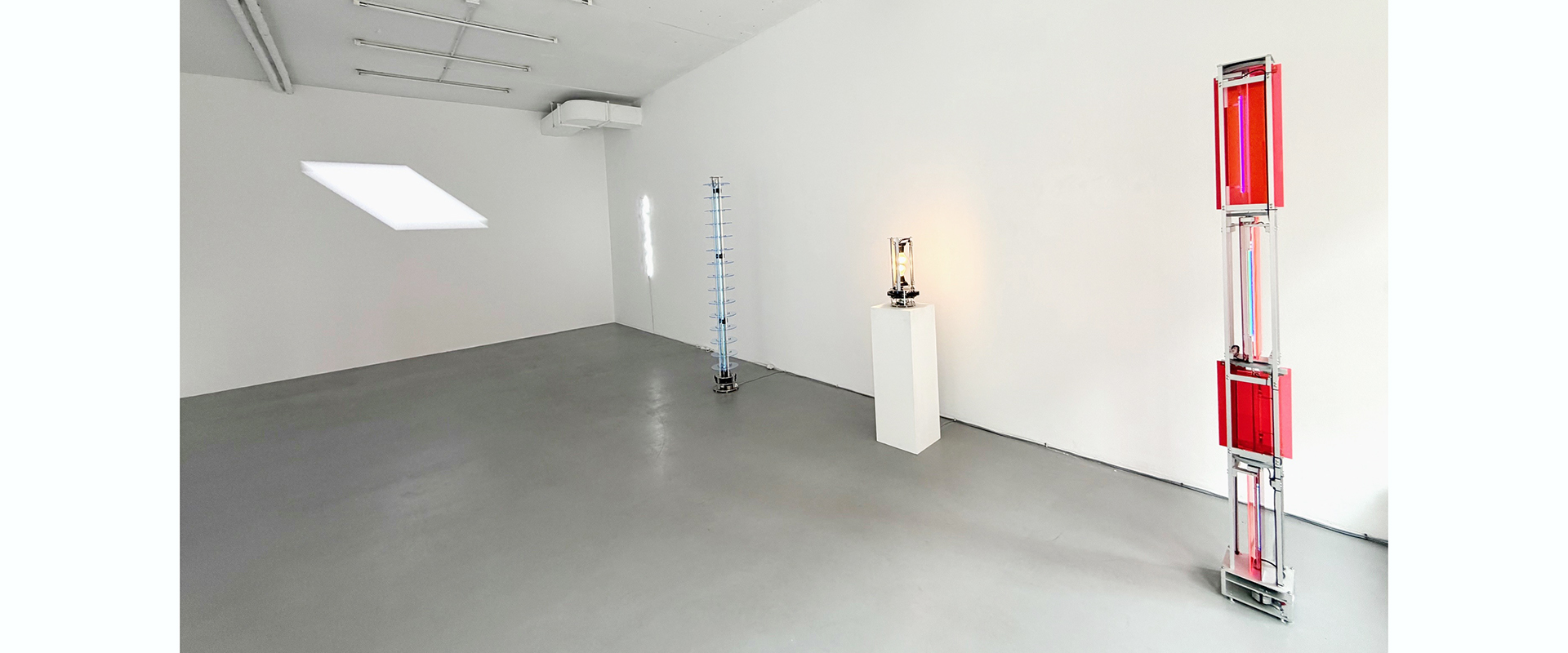 Ausstellungsansicht "LUMEN", Galerie Renate Bender 2026