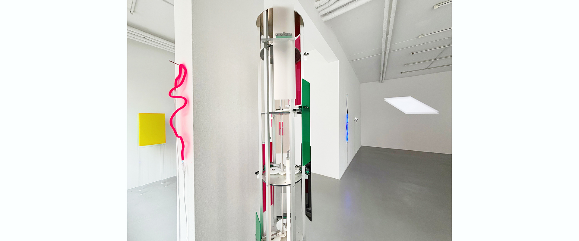 Ausstellungsansicht "LUMEN", Galerie Renate Bender 2026