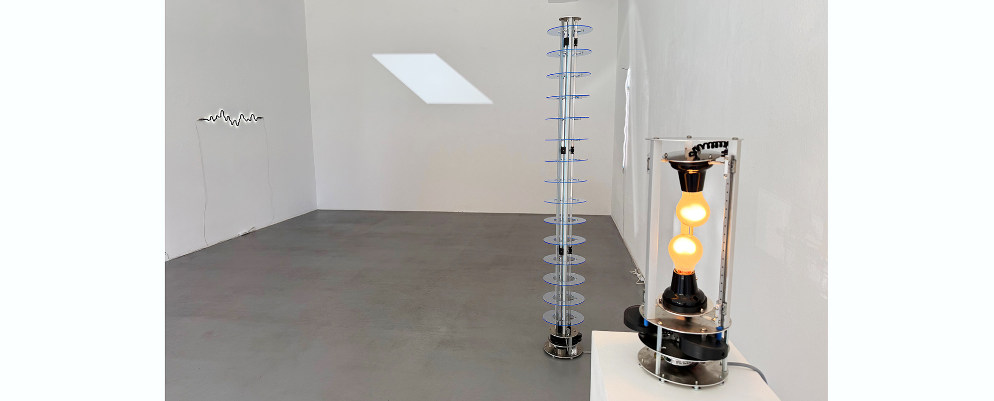 Ausstellungsansicht "LUMEN", Galerie Renate Bender 2026