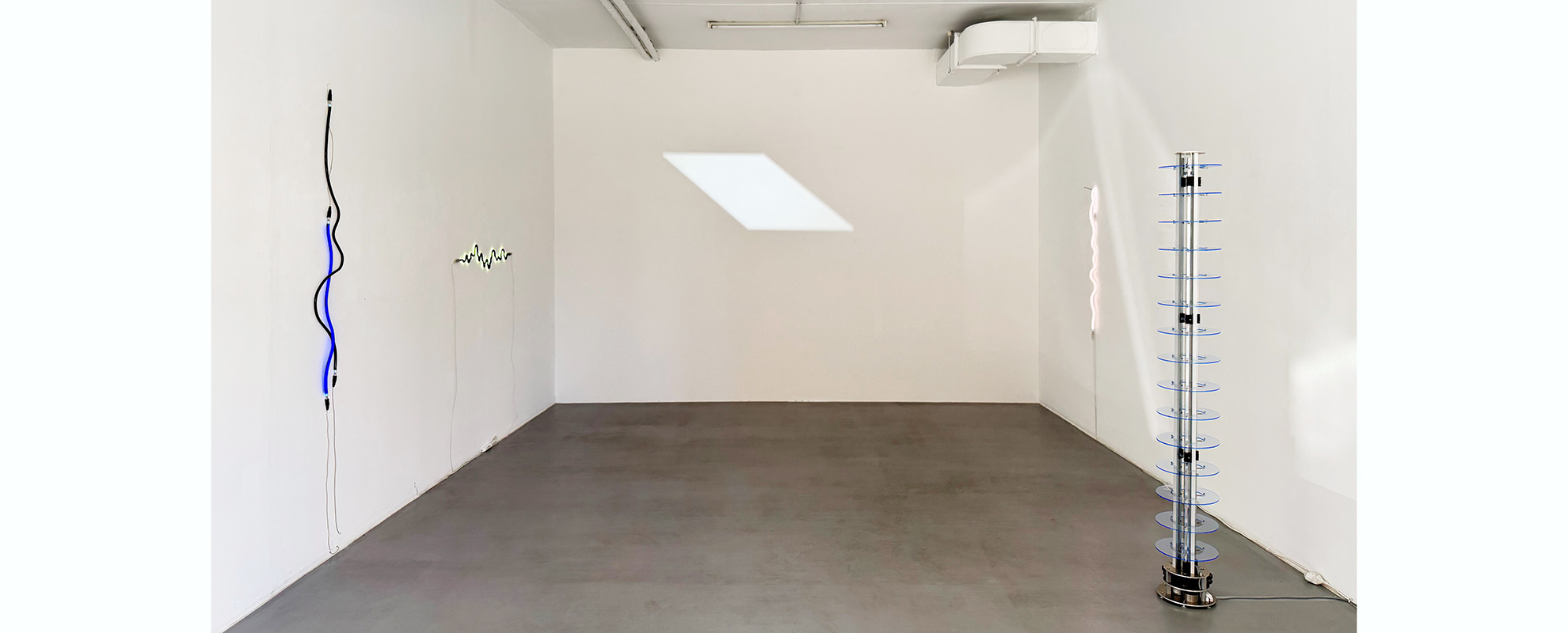 Ausstellungsansicht "LUMEN", Galerie Renate Bender 2026