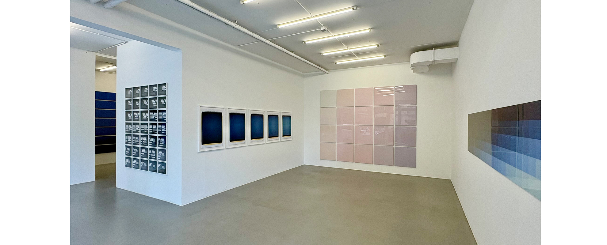 "...über die Jahre..." Inge Dick zum 85. Geburtstag. Galerie Renate Bender, 2026. Foto: Axel Mölkner-Kappl