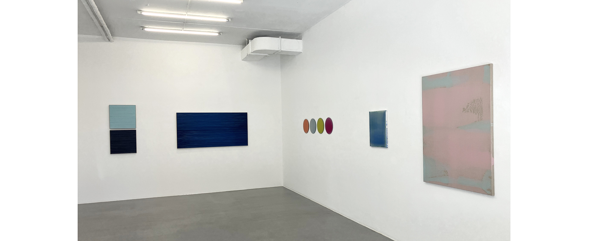 Ausstellungsansicht "Gallery Artists I. Painting and more...", Galerie Renate Bender 2026