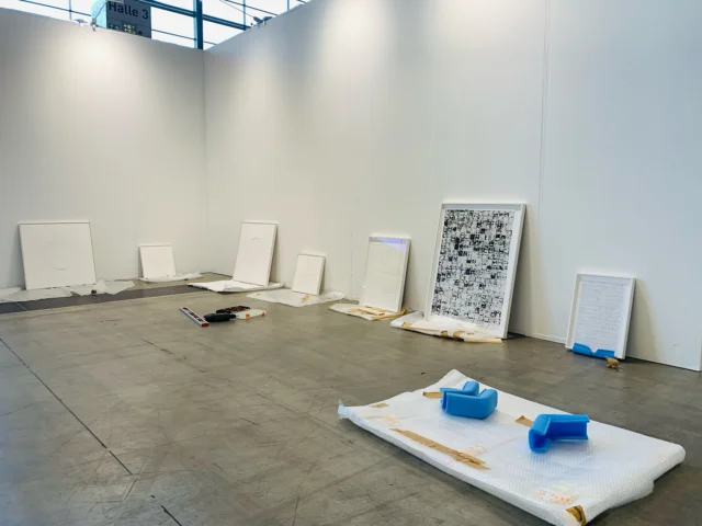 Installing our paper booth at Art Karlsruhe 2025 #artkarlsruhe #paper:square #galeriebender