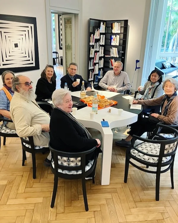 Had a wonderful lunch at the Fondazione Marcello Morandini in Varese with the participating artists of the exhibition C’è Carta e Carta. Looking forward to the opening this evening, March 29, 2025, at 5 PM!

#helmutdirnaichner #rakukonaito #franztiedl #reinhardwöllmer #marcellomorandini