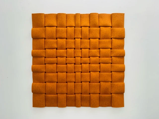 Peter Weber is one of the featured artists in our current duo show, “Two Positions Concrete”, alongside Marcello Morandini

Exhibition duration: May 15 – June 28, 2025.
 
Image: 

Peter Weber
Vernetzung FORh6 (Progression aus der Mitte) 
2025
Light orange felt, folded
104 x 103,5 cm

@peterweber_faltungen @fondazionemarcellomorandini

#galeriebender #peterweberfaltungen 
#marcellomorandini