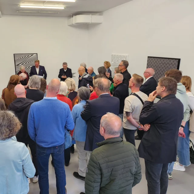 #gallerypeople
#galeriebender 
#peterweber_faltungen 
#marcellomorandini 

Vernissage of our exhibition "TWO POSITIONS CONCRETE. Marcello Morandini and Peter Weber"
Exhibition until June 28th, 2025